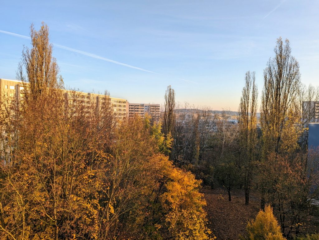 marzahn berlin fensterblick из окна window view
